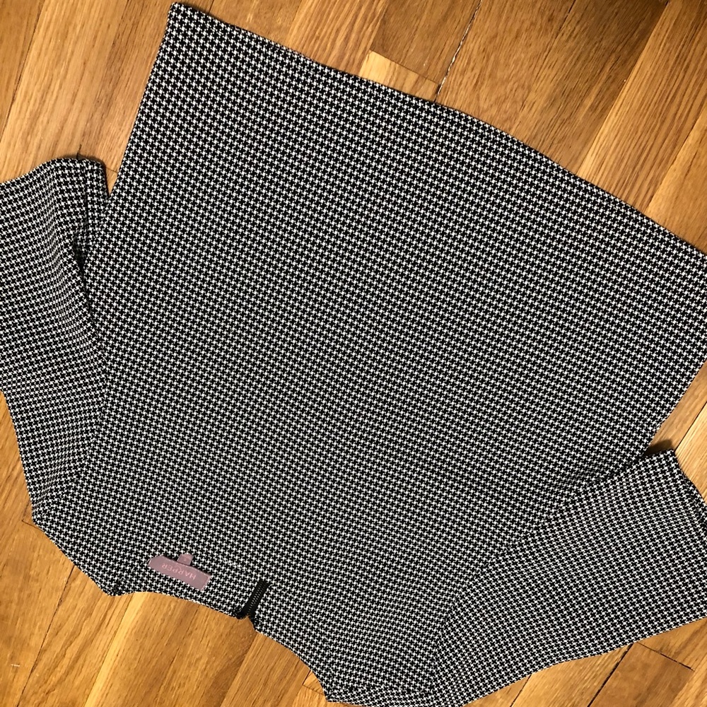 Semi cropped work shirt